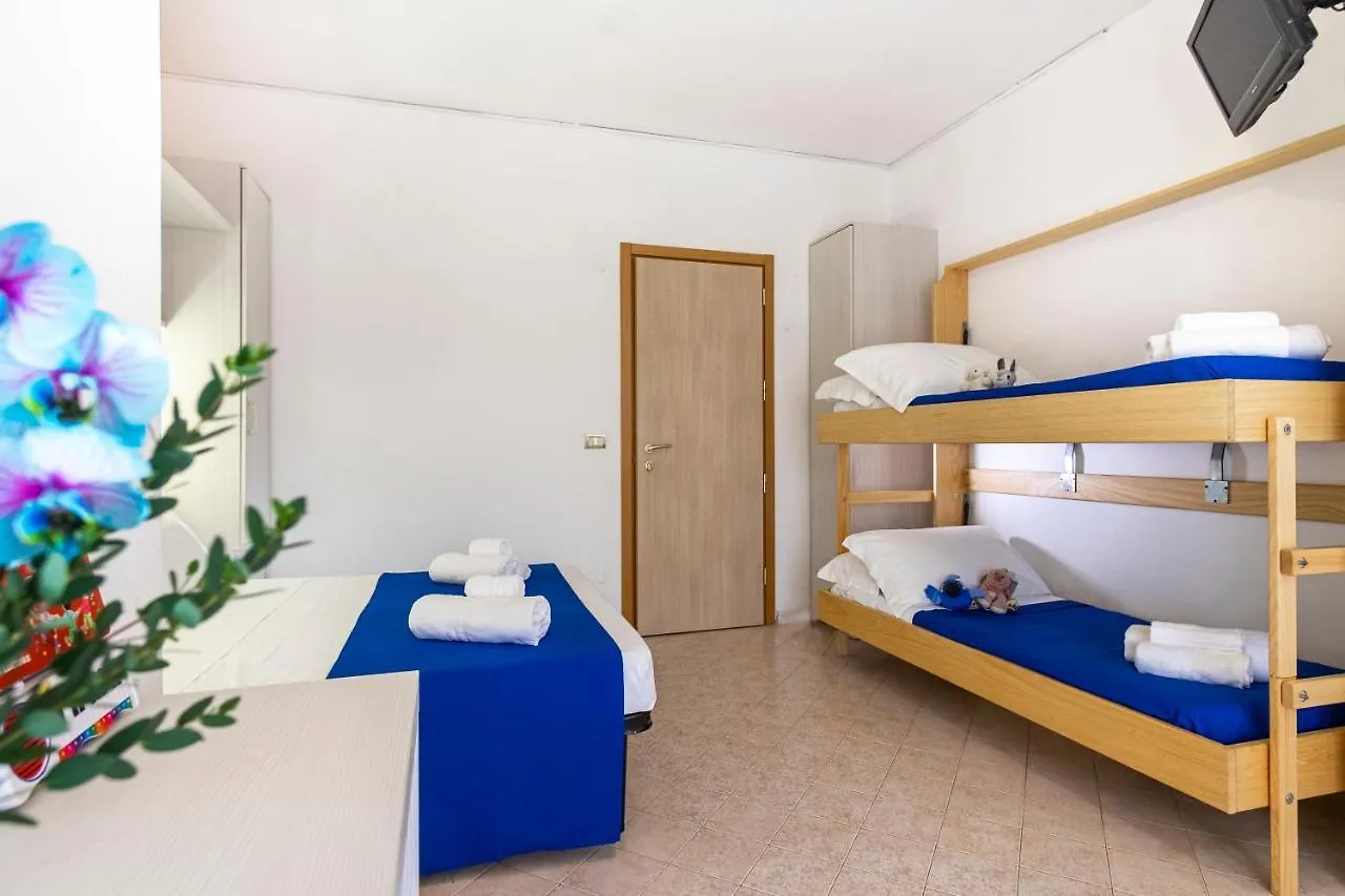 ריצ'יונה Hotel Tre Rose