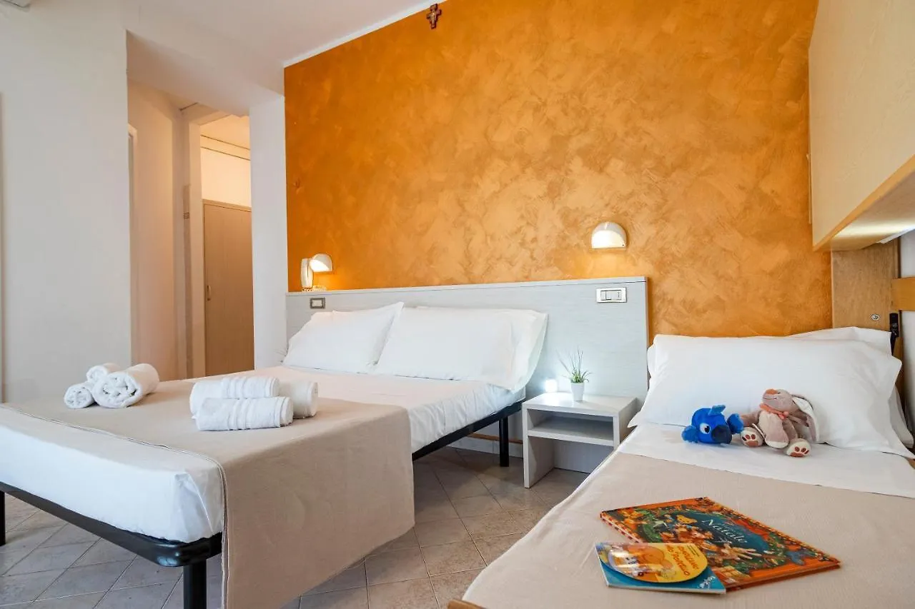 ריצ'יונה Hotel Tre Rose