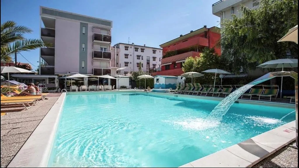 ריצ'יונה Hotel Tre Rose