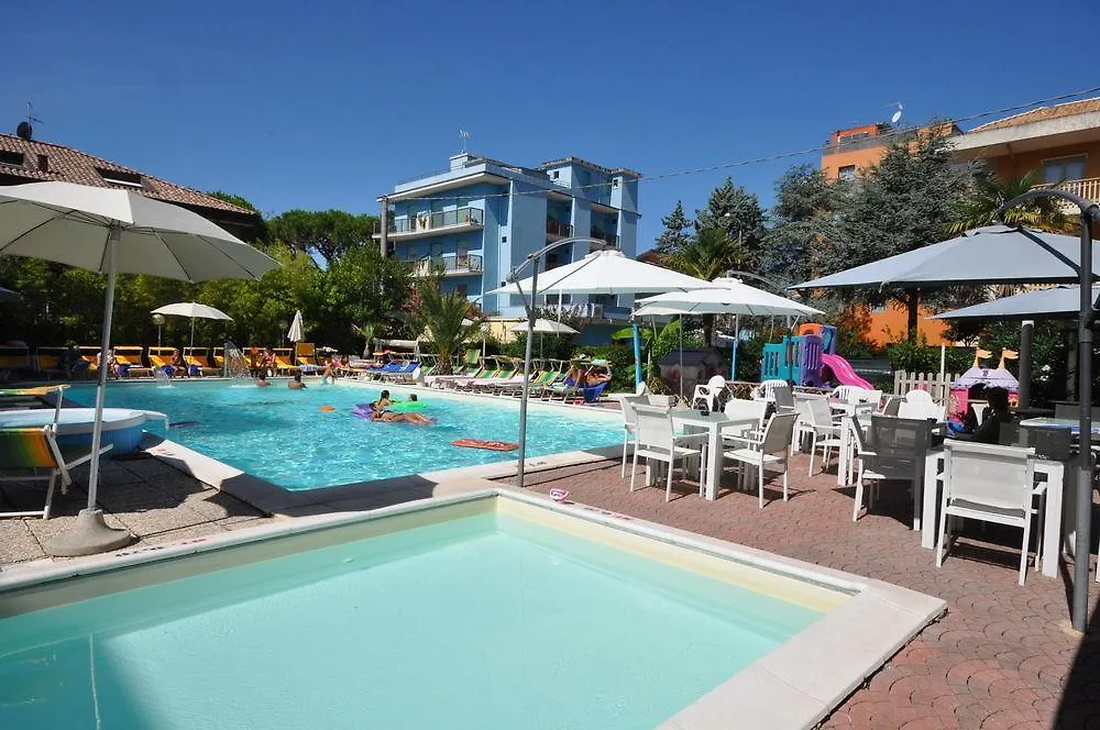 ריצ'יונה Hotel Tre Rose