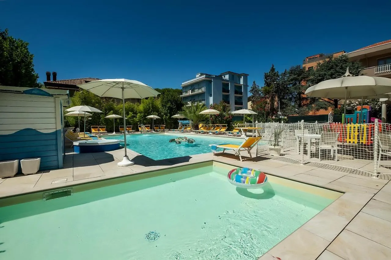***  Hotel Tre Rose Riccione Italia