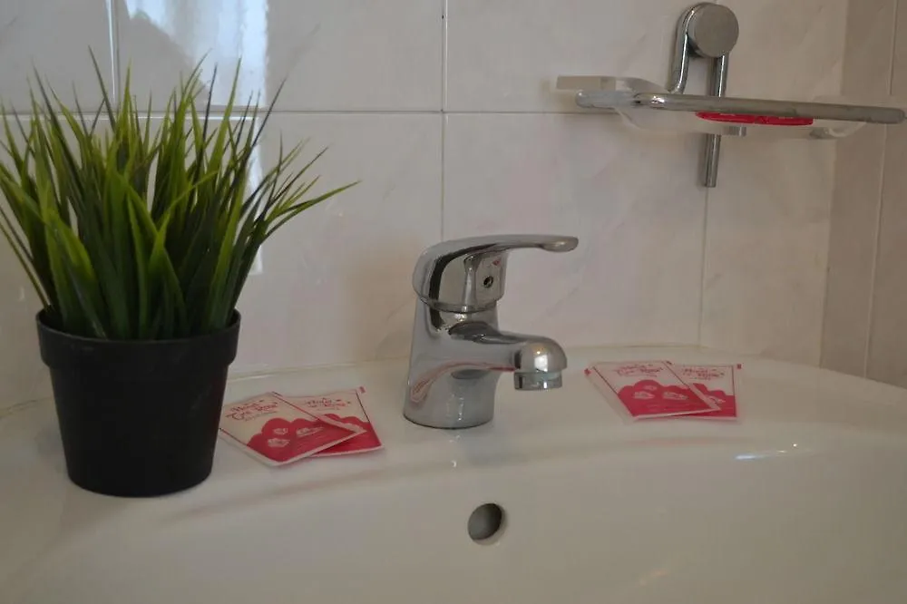 Hotel Tre Rose Riccione 3*,  Italia